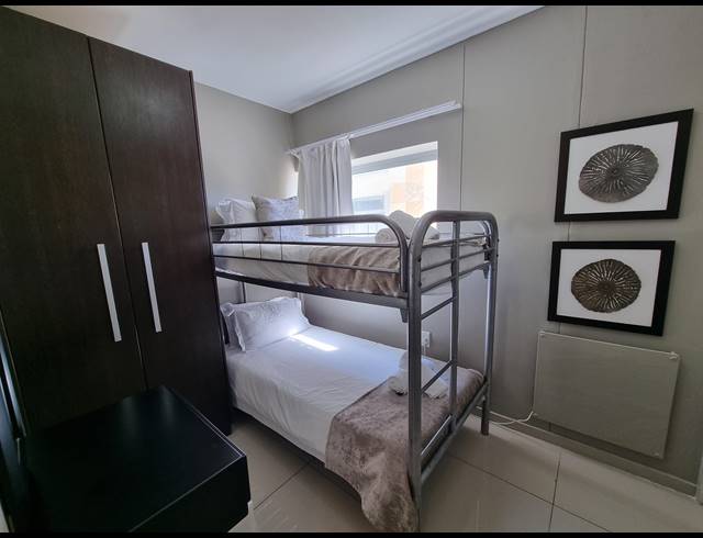 2 BEDROOM APARTMENT FOR SALE IN TABLE VIEW